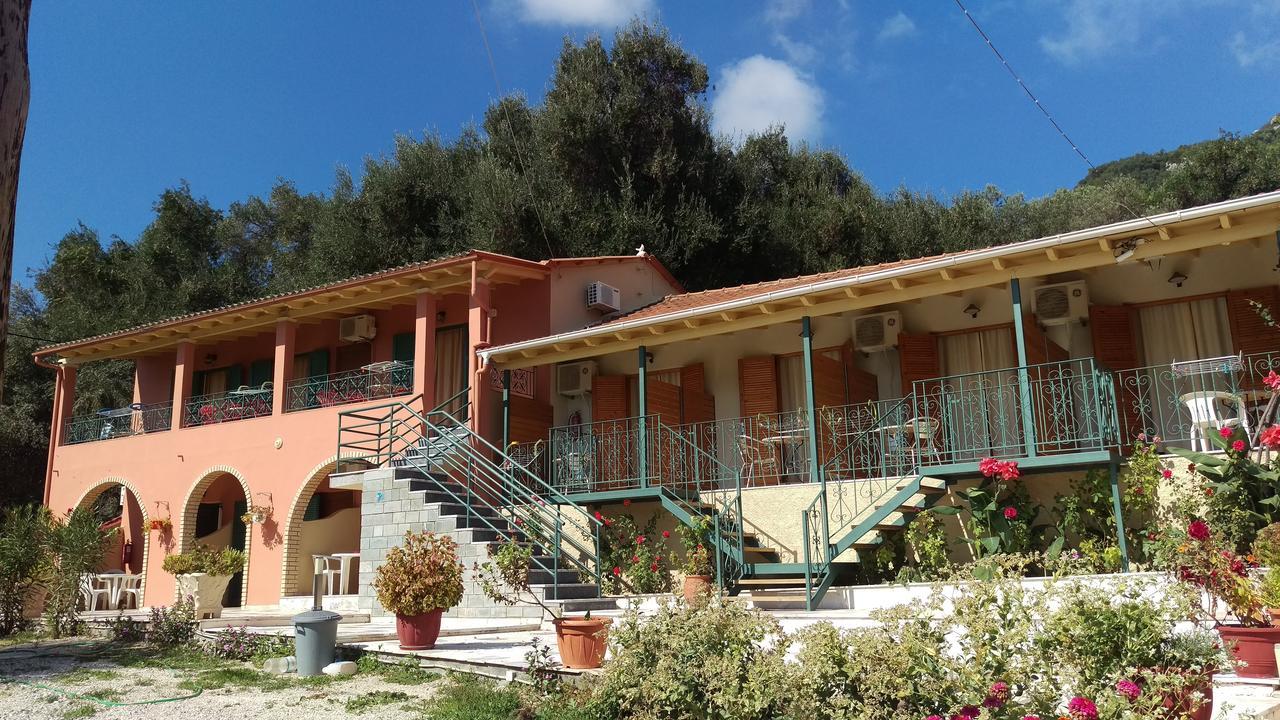 Paradise Studios Παλαιοκαστρίτσα Εξωτερικό φωτογραφία